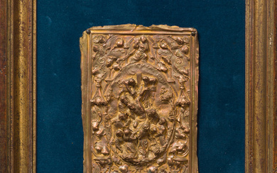 Bas-relief en cuivre repoussé représentant la Descente de croix, d'après...