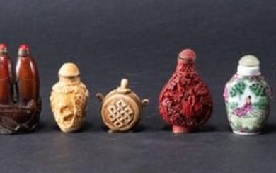 Chinese Snuff Bottle Collection Group Lot