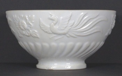 Dehua Blanc de Chine 'phoenix' bowl - Porcelain - China - Kangxi period (1662-1722)