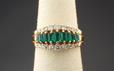 EMERALD, DIAMOND AND 14K GOLD RING