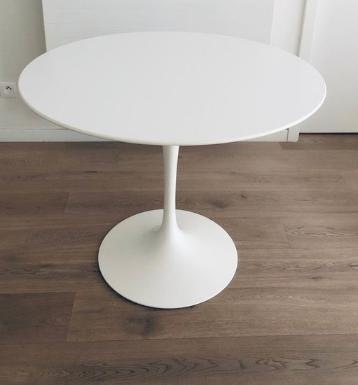 Eero Saarinen - Knoll - Table (1)