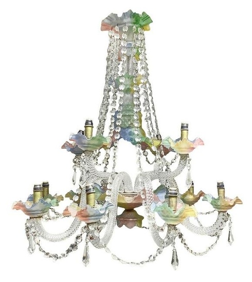 Elegant Baccarat crystal chandelier, nineteenth century
