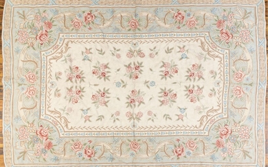 Floral Chain Stitch Carpet, 6' X 9'