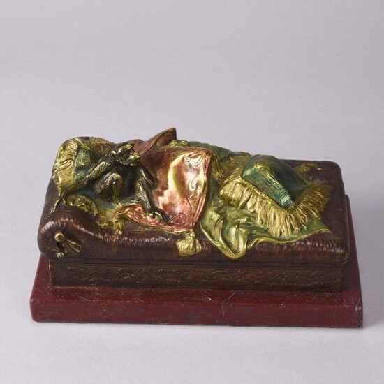 Franz Bergman (1861 ~ 1936) Vienna bronze 'Erotic' study of a daybed opening to reveal a couple in a comprimising position, signed with Bergman 'B'. Circa 1900 - Width 20 cm.