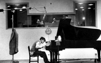 Gordon PARKS (1912-2006) Glenn Gould enregistre…