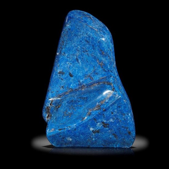 Interior Design/Minerals: A blue jean Lapis lazuli freeform
