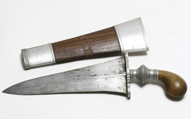 JAVANESE CRISS with a WIDE BLADE