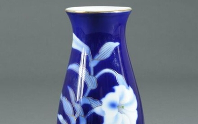 Japanese Fukagawa Vase