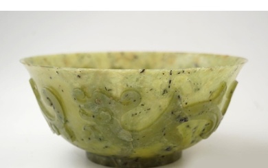 LARGE CHINESE QING SPINACH JADE BOWL