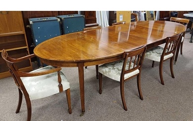 LATE 19TH CENTURY MAHOGANY DINING TABLE WITH 2 LEAF INSERTS ...