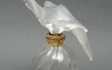 Lalique Nina Ricci Lovebird Perfume Bottle