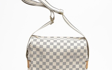 Louis Vuitton: A "Naviglio" bag of Damier Azur canvas with brown leather trimmings, shoulderstrap of fabric and two exterior pockets. – Bruun Rasmussen Auctioneers of Fine Art