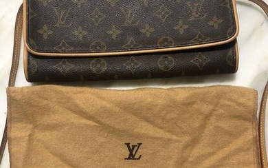 Louis Vuitton - Twin GmCrossbody bag
