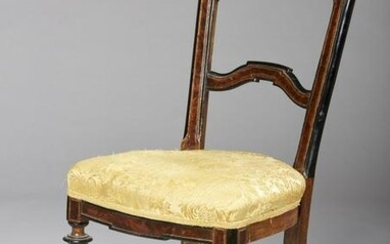 MANIFATTURA DEL XIX SECOLO Walnut chair with ebonized