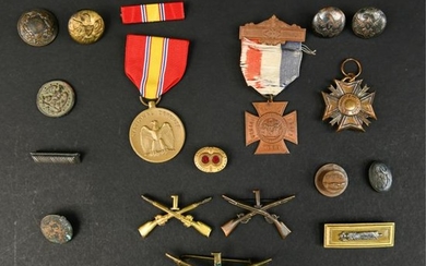 MILITARY INTEREST MEDALS & BUTTONS WWI ETC.