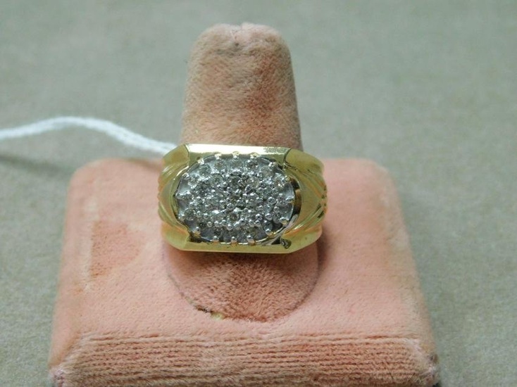 Man's 14k YG Diamond Cluster Ring