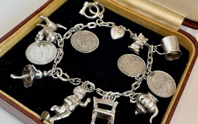 NO RESERVE Sterling Silver Charm Bracelet, cherub, 3 pence 1919, heart locket, scottie, cat - 925 Silver - Bracelet