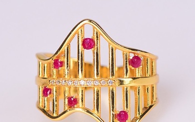 No Reserve Price - Exclusively Designed and Handcrafted Ring - Rubies, Diamonds- 4.08 g