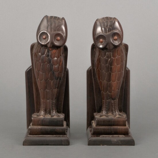 Paar palissander houten boekensteunen in de vorm van uilen,...