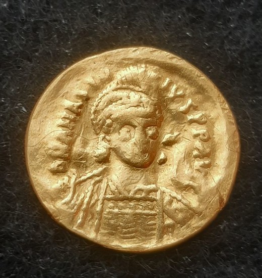 Roman Empire - AV Solidus, Anastasius I. (491-518 AD). Constantinople (Istanbul), c. 492-507 AD. - Gold