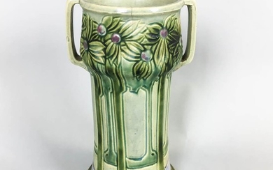 Roseville Vista Handled Pottery Vase