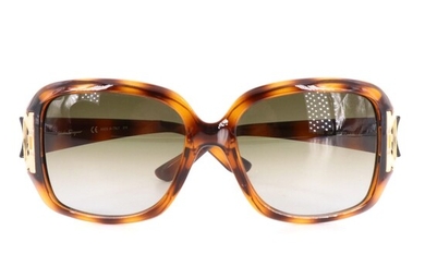 Salvatore Ferragamo SF666S Gancini Sunglasses with Case, Pouch, and Box