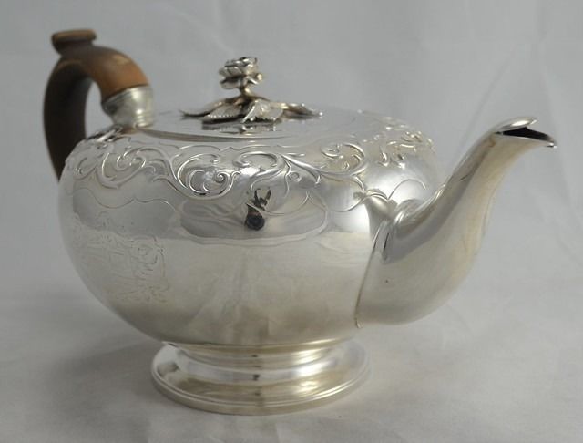 Teapot - .925 silver - James Charles Edington, London - England - 1831