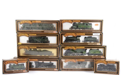 Ten Palitoy Mainline OO gauge model railway locomotives, all boxed.