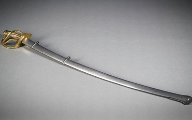 Un sabre avec lame gravée (L110cm)