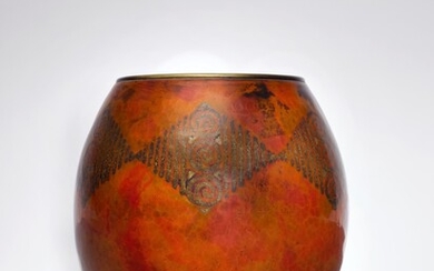Vase, Claudius Linossier