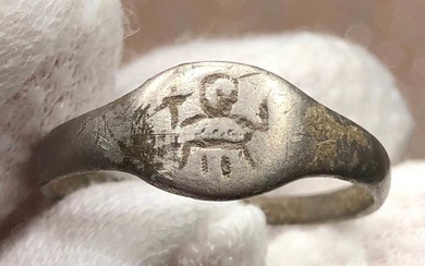 Viking SilverRing engraved with a Male holding a Dagger. Interesting Motif, Depicting probably a Ritual Scene.