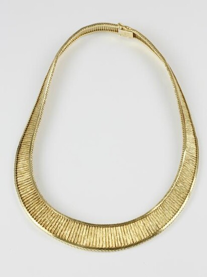 Vintage Cartier 18kt Yellow Gold Curved Link Necklace