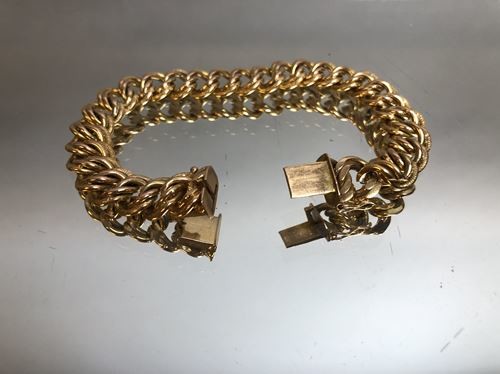 Yellow gold bracelet. P. 47 g.
