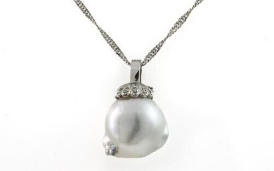 14.5mm Pearl and Diamond Pendant