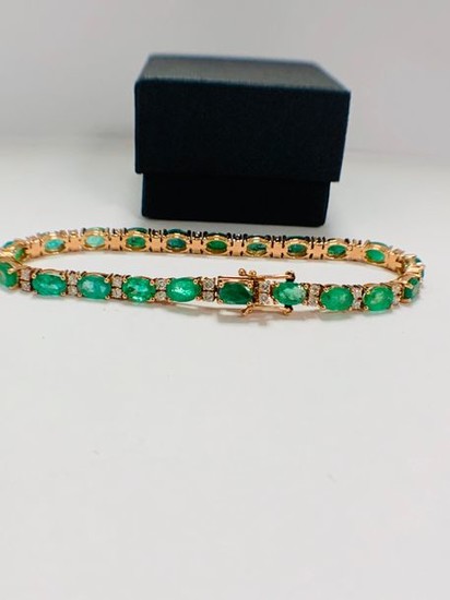 14ct Rose Gold Emerald and Diamond bracelet featuring,...