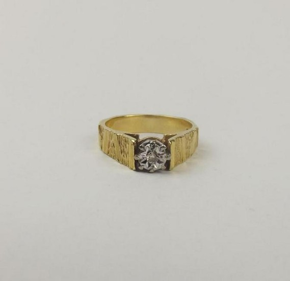 18ct Yellow Gold Diamond Solitaire Ring UK Size L+ US 6