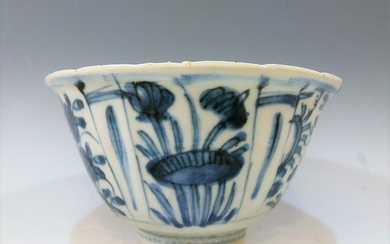 CHINESE ANTIQUE BLUE WHITE BOWL - MING WANLI PERIOD