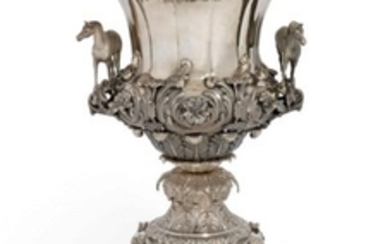 AN INDIAN COLONIAL SILVER CUP ON STAND, MARK OF HAMILTON AND CO., CALCUTTA, DATED 1837