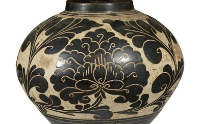 A large Chinese Cizhou-style carved jar