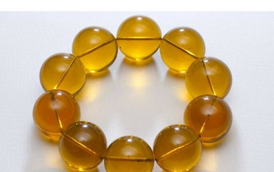 93 g. 100% natural Baltic amber bracelet yellow color