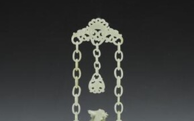 Jade Carved Chain Vase, Early 20th Century