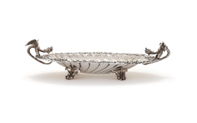 A CONTINENTAL SILVER COLOURED TWIN HANDLED OVAL BREAD BASKET, STAMPED 800