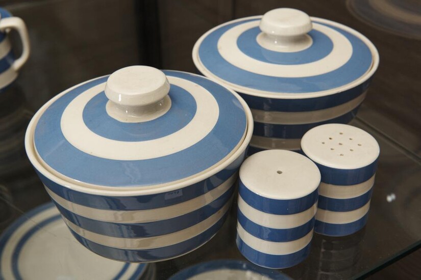 A GROUP OF BLUE AND WHITE CORNISHWARE ITEMS COMPRISING SALT AND PEPPER SHAKERS AND TWO LIDDED TUREENS, LEONARD JOEL LOCAL DELIVERY S...