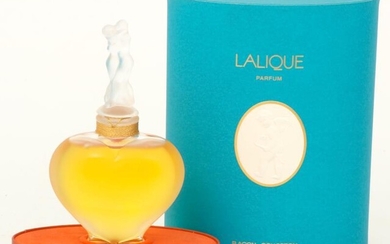 A Lalique "'D'amour" -perfume flask, edition 1997. Marked "Lalique France".