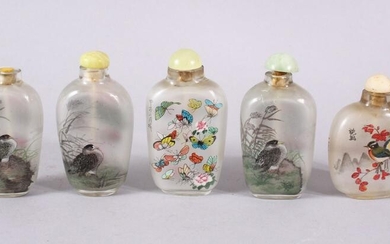 A MIXED LOT OF 5 CHINESE REVERSE PAINTED SNUFF BOTTLES