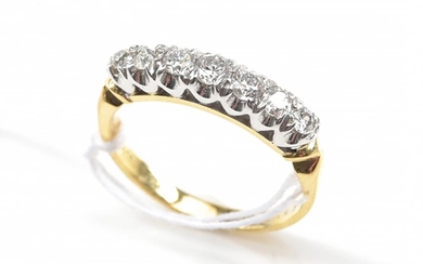 A VINTAGE OLD EUROPEAN CUT DIAMOND RING WEIGHING 0.54CTS, IN 18CT GOLD AND PLATINUM, SIZE O, 3.8GMS