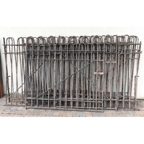 A large quantity of Cast Iron Railings with arched top. Tota...