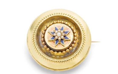 A late 19th century pearl brooch