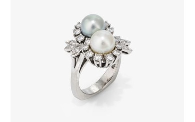 A ring with a white and grey cultured pearl and brilliant-cut diamonds - Germany, 1970s