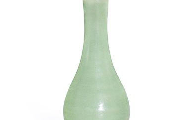 A small Longquan celadon vase, Yuan dynasty 元 龍泉青釉膽瓶